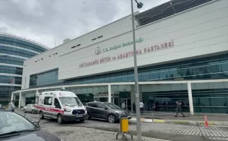 Karabük’te ayağını iş makinesi ezen işçi hastaneye kaldırıldı