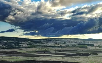 Karabük’te bir çiftçi tarlasına traktörüyle “100. Yıl“ yazdı