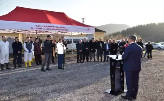 Karabük'te çiftçilere hibe destekli keçi ve teke dağıtıldı