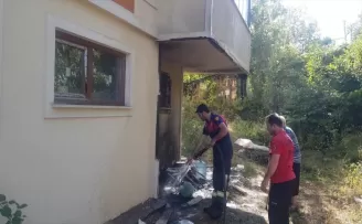 Karabük’te çıkan araç lastiği yangını söndürüldü