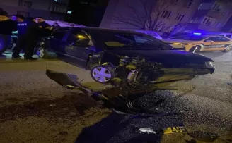 Karabük'te iki otomobilin çarpıştığı kazada 2 kişi yaralandı