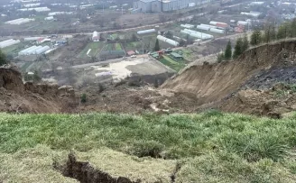 Karabük'te KBÜ kampüs alanında heyelan meydana geldi