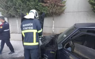 Karabük’te park halindeki otomobil yandı