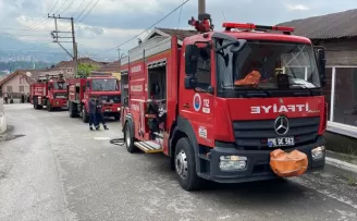 Karabük’te yangın çıkan tek katlı ev kullanılamaz hale geldi