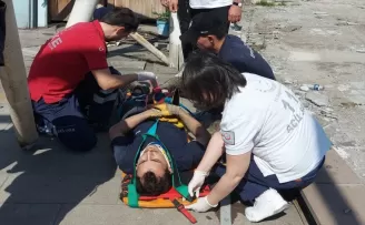 Karabük’te yüksekten düşen işçi yaralandı