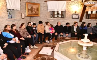 Karabük Valisi Gürel, kente gelen depremzedeleri ziyaret etti