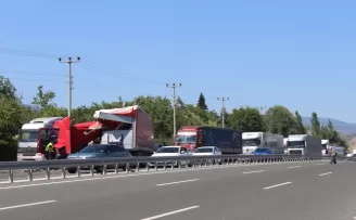 Kastamonu’da 2 tırın çarpıştığı kazada 1 kişi yaralandı