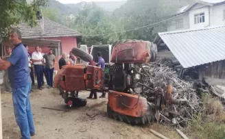 Kastamonu’da devrilen traktörün sürücüsü yaşamını yitirdi