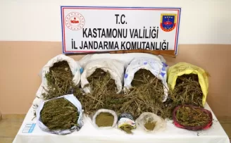 Kastamonu'da evinde 28 kilogram uyuşturucu bulunan zanlı gözaltına alındı