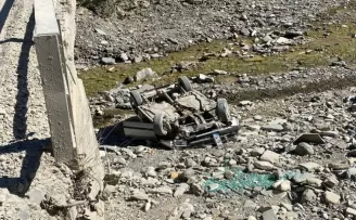 Kastamonu’da köprüden düşen otomobildeki 2 kişi yaralandı