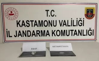 Kastamonu’da yol kontrolünde üzerinde uyuşturucu bulunan kişi tutuklandı