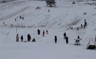 Keltepe Kayak Merkezi'nde hafta sonu yoğunluğu