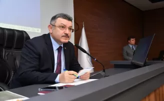 KTÜ'lü öğrenciler meclis toplantısında projelerini anlattı