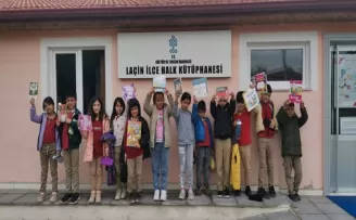Laçin İlçe Halk Kütüphanesi’nde eğlenme ve öğrenme bir arada