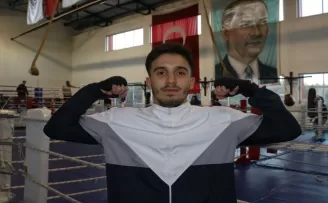 Milli boksör Samet, Avrupa'dan sonra gözünü dünya şampiyonluğuna dikti: