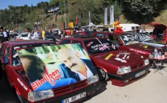 Modifiye araç tutkunları Sinop'ta düzenlenen fuarda buluştu