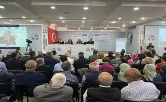 Ordu’da “Dünya Demokrasi Forumu“ panellerle devam etti