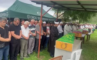 Ordu’da trafik kazasında hayatını kaybeden 3 kişinin cenazesi defnedildi