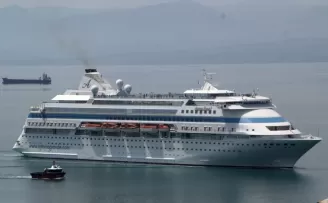 Panama bandıralı kruvaziyer “Astoria Grande“ 495 yolcusuyla Sinop’a geldi