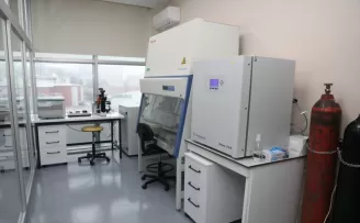 Recep Tayyip Erdoğan Üniversitesinde Kanser Araştırma Laboratuvarı açıldı