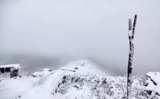 Rize, Bayburt, Artvin, Giresun ve Ordu'nun yüksek kesimlerine kar yağdı