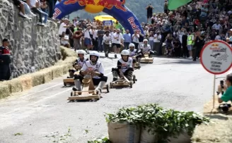 Rize’de “14. Geleneksel Red Bull Formulaz Tahta Araba Şenliği“ düzenlendi