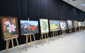 Rize’de “7’den 70’e Her Yaşta Sanat“ resim sergisi açıldı