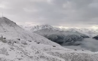 Rize’nin yüksek kesimleri beyaza büründü