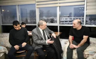 Samsun’a gelen depremzede ailelere moral ziyareti