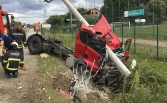 Samsun'da 3 aracın karıştığı kazada 1 kişi yaralandı