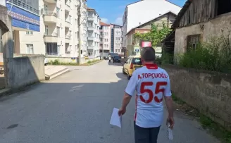 Samsun’da 60 yaşındaki Topçuoğlu, üniversite sınavına 42. kez girdi