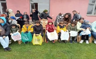Samsun’da Arife Bayramı etkinliği ile çocuklar sevindiriyor