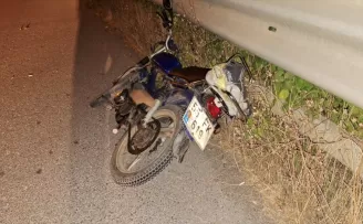 Samsun’da bariyere çarparak devrilen motosikletin sürücüsü ağır yaralandı