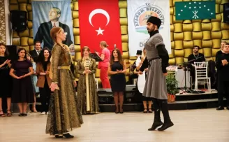 Samsun'da Çerkez gecesi düzenlendi