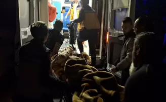 Samsun’da evde çıkan yangında 4 kişi dumandan etkilendi