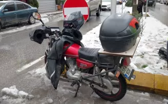 Samsun’da hafif ticari araçla çarpışan motosikletin sürücüsü yaralandı