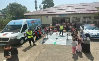 Samsun’da jandarma Terme ve Çarşamba’da öğrencilere trafik eğitimi verdi