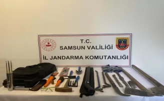 Samsun’da kaçak kazı yapan 3 zanlı suçüstü yakalandı