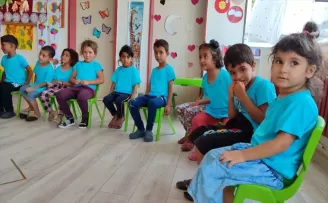Samsun’da mevsimlik işçilerin çocukları fındık bahçesine değil okula gidiyor