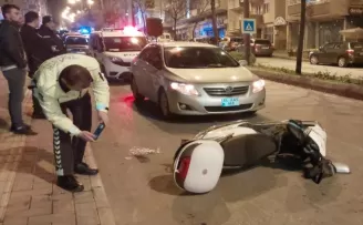 Samsun'da otomobille çarpışan motosikletin sürücüsü yaralandı
