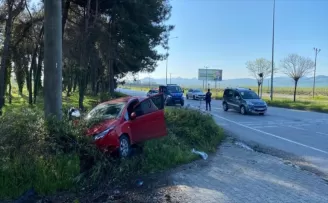 Samsun’da şarampole düşen otomobildeki 1 kişi öldü, 3 kişi yaralandı