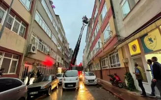 Samsun'da silahla yaralama şüphelisi çatıdan çatıya atlarken yakalandı