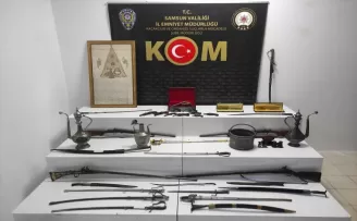 Samsun’da tarihi eser niteliğinde 16 kılıç ele geçirildi
