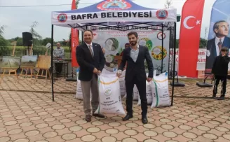 Samsun’un Bafra ilçesinde çeltik tohumu dağıtımı ve ekim töreni yapıldı
