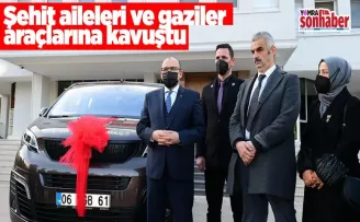 Şehit aileleri ve gaziler araçlarına kavuştu