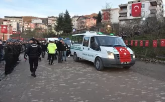 Şehit Piyade Sözleşmeli Er İsmail Ünal, Giresun'da son yolculuğuna uğurlandı