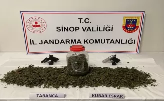 Sinop'ta bir kilogram kubar esrar ele geçirildi