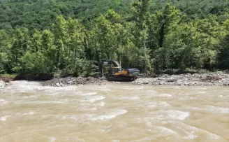 Sinop’ta su taşkınlarından etkilenen bölgelerde çalışmalar sürdü