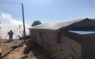 Suluova’da bağ evi yangın sonucu kullanılmaz hale geldi