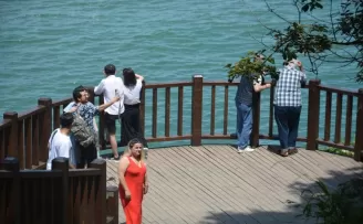 Tarihi Ceneviz Kalesi’nde hafta sonu yoğunluğu